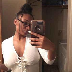 Meet your Posher, Syriâh